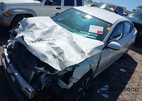 2021 Nissan Altima Sv Fwd z USA, uszkodzony, nr VIN 1N4BL4DV3MN417057